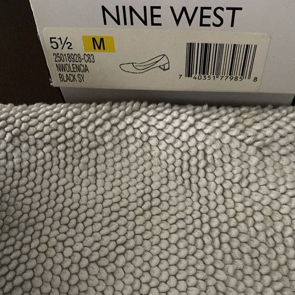 Shoes - Picture 2 of 5